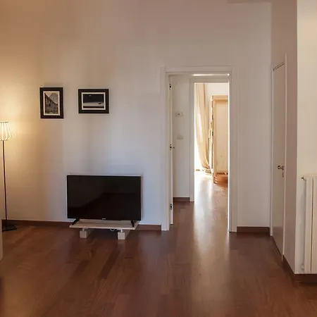 Manzoni House