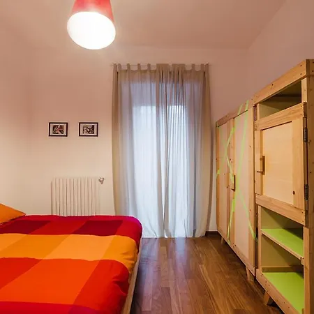 Manzoni House Апартаменты