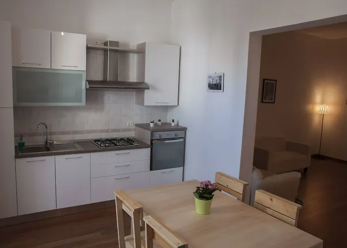 Manzoni House Бари