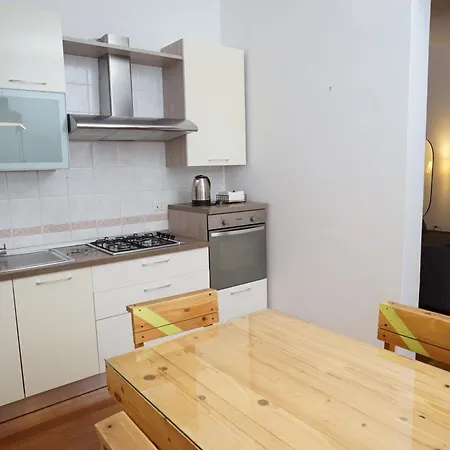 Апартаменты Manzoni House *