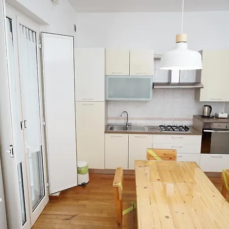 Manzoni House Апартаменты
